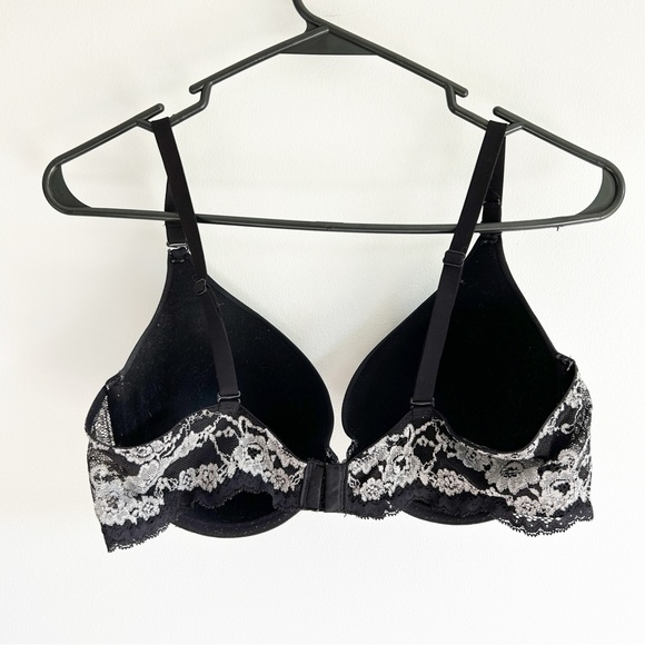 Maidenform Black Lace Trimmed Comfort Devotion Bra 38D - Picture 2 of 5